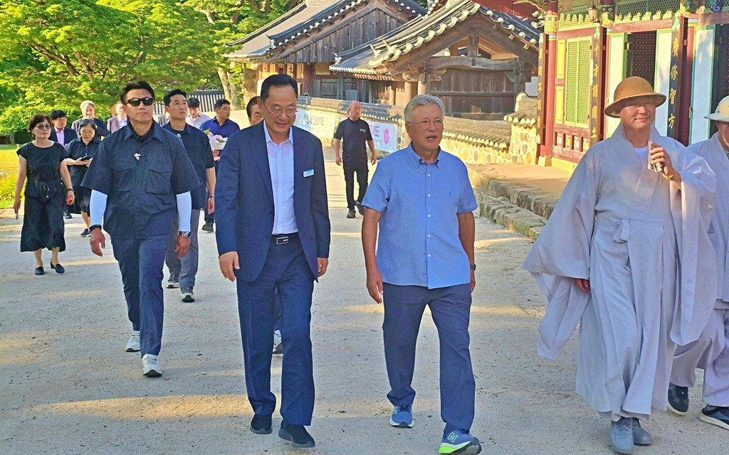 해남군 방문한 문재인 전 대통령 [전남 해남군 제공. 재판매 및 DB 금지]