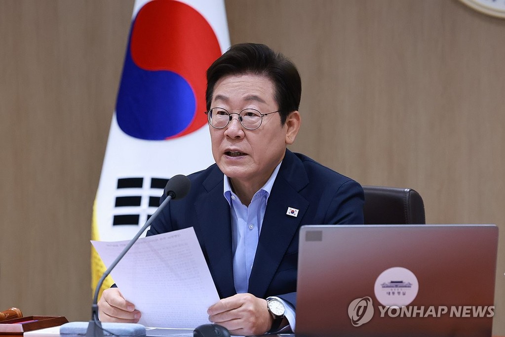 이재명 대통령, 임시 국무회의 발언 (서울=연합뉴스) 홍해인 기자 = 이재명 대통령이 29일 서울 용산 대통령실 청사에서 열린 임시 국무회의에서 발언하고 있다. 2025.8.29
hihong@yna.co.k
