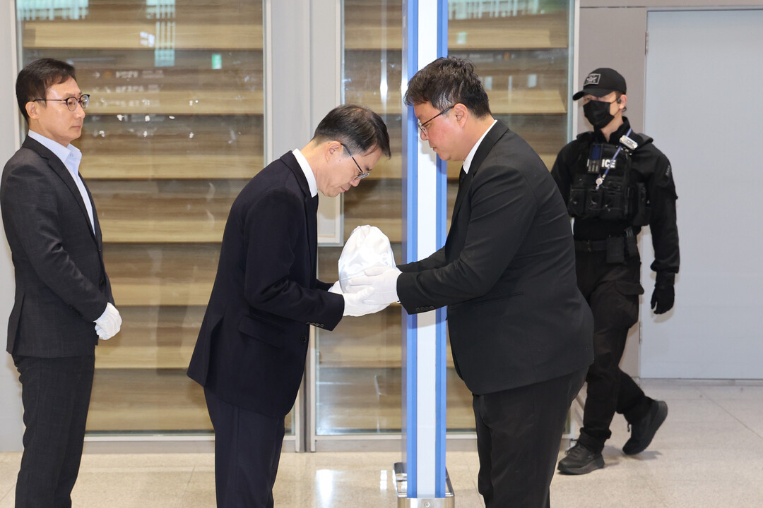 캄보디아 사망 대학생 유해 74일만에...
