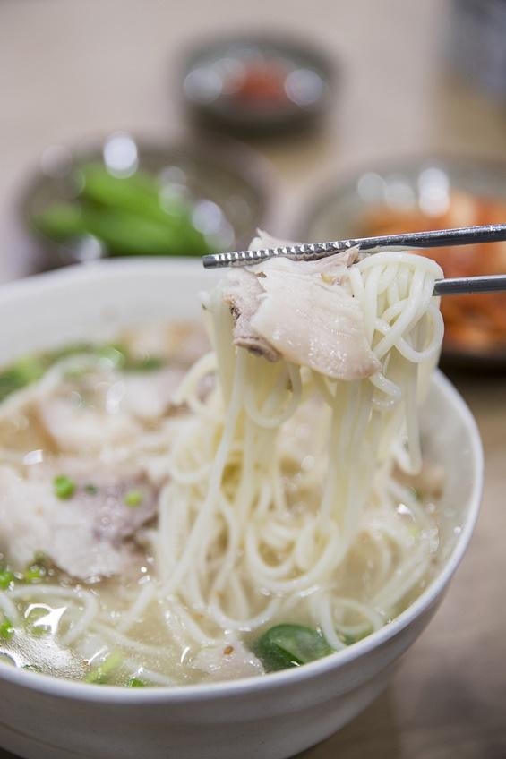 고기국수 [제주관광공사 제공. 재판매 및 DB 금지]