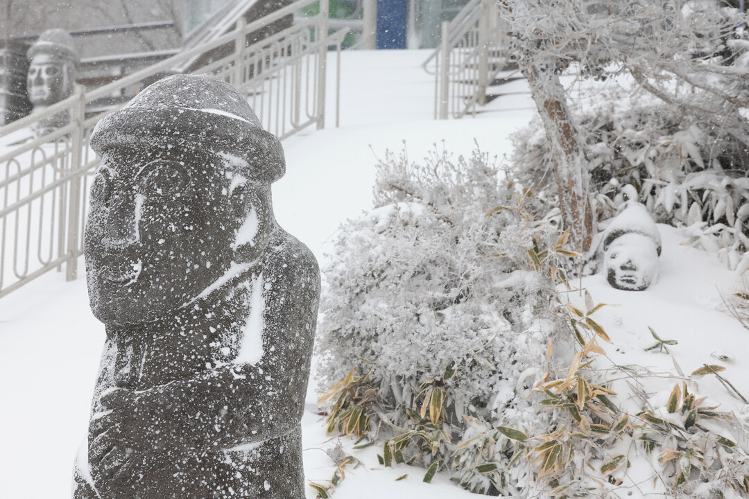 주말 전국에 눈비…제주산지 최대 20...