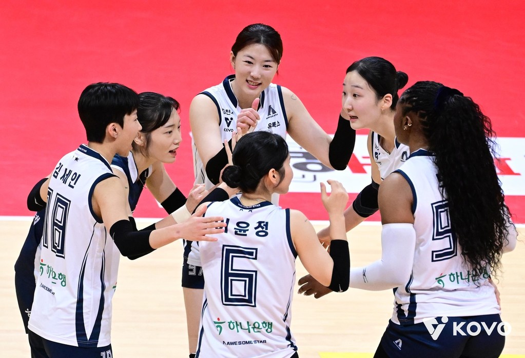 득점 후 기뻐하는 한국도로공사 선수들 [한국배구연맹 제공. 재판매 및 DB 금지]