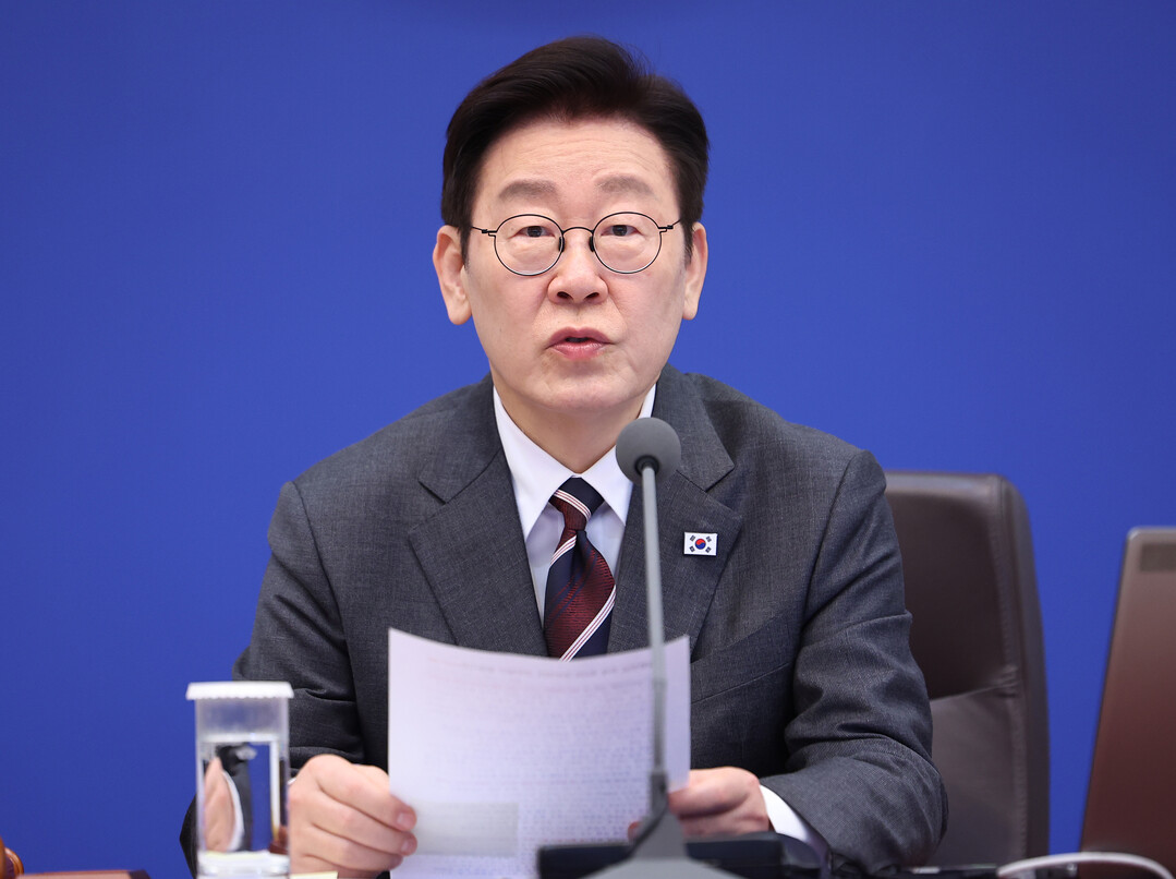 이 대통령, 다주택자 양도세 유예 종...