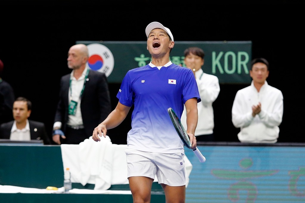 아르헨티나전에서 승리를 따내고 기뻐하는 권순우 [대한테니스협회 제공. 재판매 및 DB 금지]