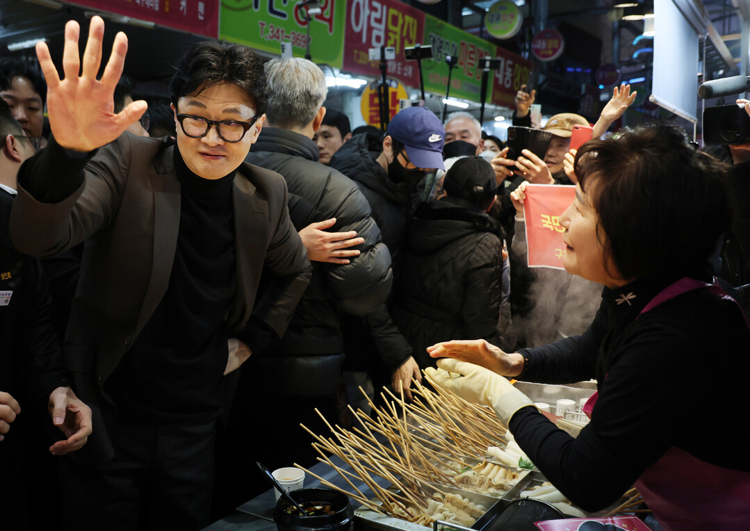 한동훈 부산 보선 몸 푸나…부산발전법...