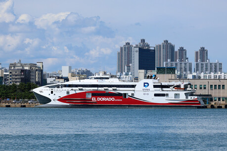 경북 포항∼울릉 여객선 엘도라도익스프레스, 1년 만에 운항 재개