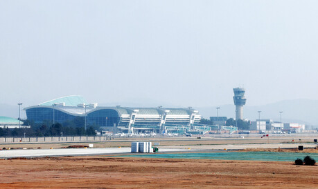 무안군 불참에 군공항 이전부지 선정위 연기