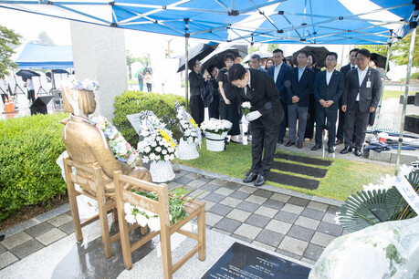 강원 곳곳 일본군 위안부 피해자 기림 행사..."명예 되찾길"
