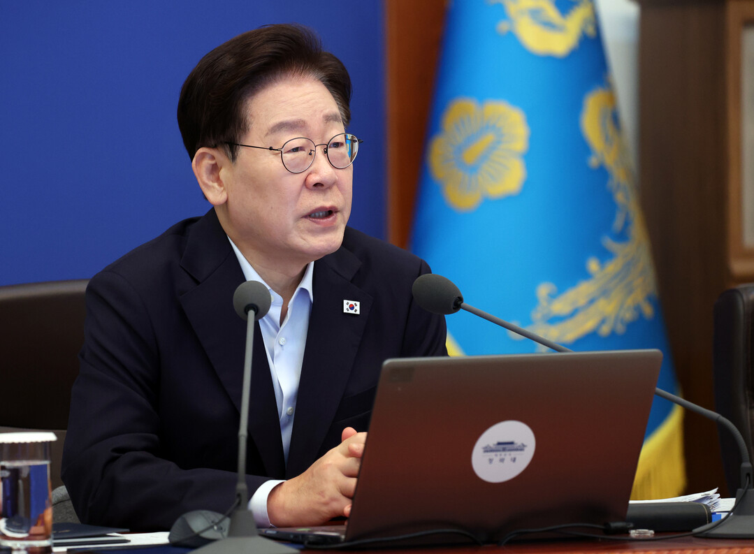 李대통령 "경찰, 앞으로 가장 큰 권력…警 개혁기구 고민해야"