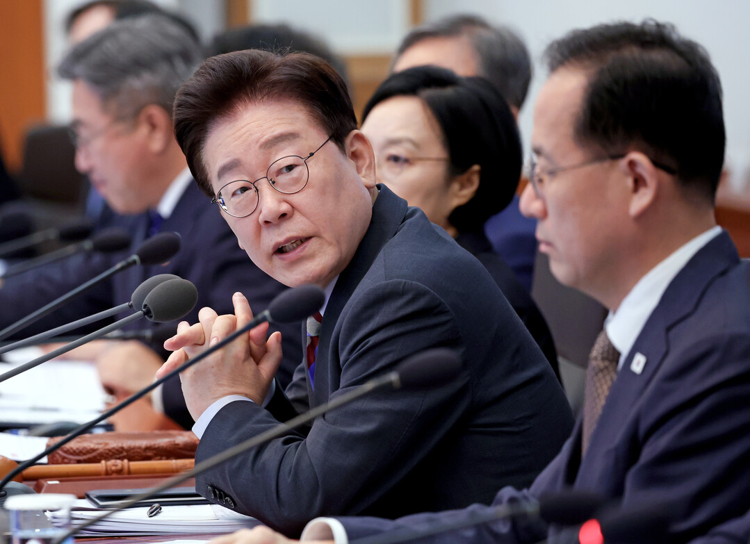 李대통령 "지뢰사고 진상 철저히 조사…음모론 부추기지 말아야"