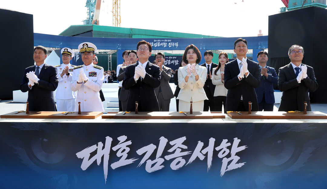 李대통령 "남에 기댄 안보, 흔들리게 마련…자주국방은 곧 주권"